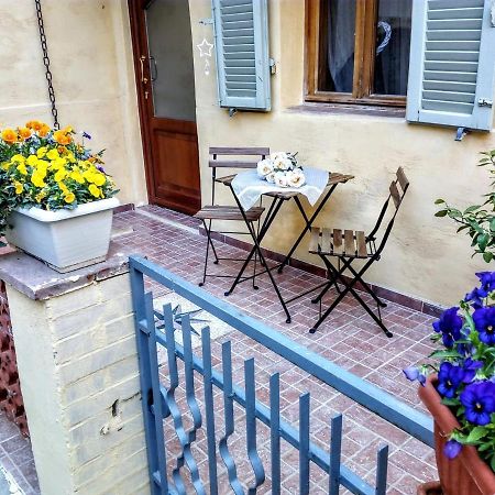 Вилла Panoramic And Beautiful House 4Km From The Sea. Розиньяно-Мариттимо Экстерьер фото